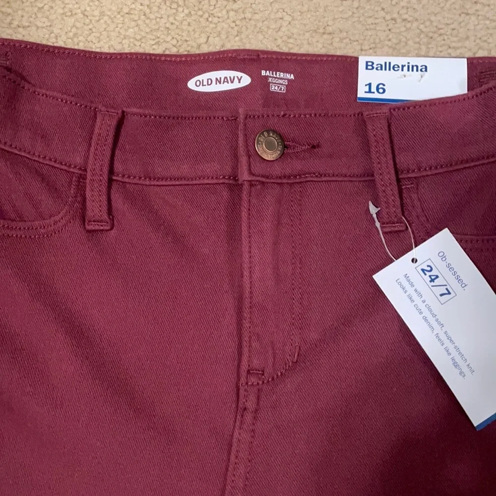 Old Navy Girls Pants. New With Tags.